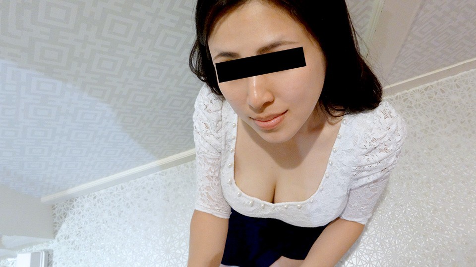 天然素人10mu01 チンコをがっつく欲求不満娘 海报