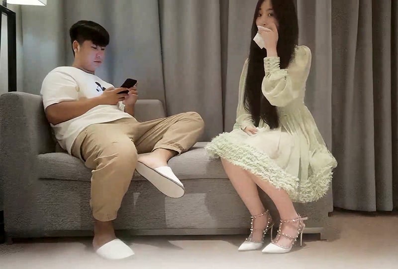 气质长裙少妇约炮! 海报