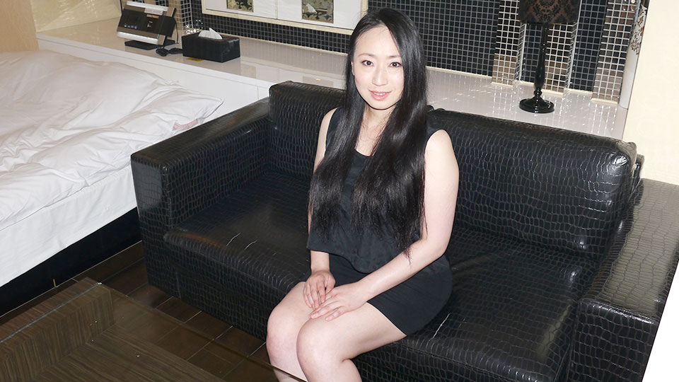 人妻熟女paco057巨乳黑发美人妻~加藤まりえ 海报