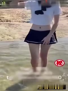 甜美反差大学生各种场景大胆露出 海报
