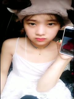 就要开学了美女月儿公路边车上露三点抠逼自慰勾引闺蜜老公摸她的奶子和逼逼 海报